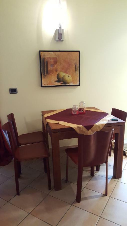 Casa Vacanze Cristina 因佩里亚 外观 照片